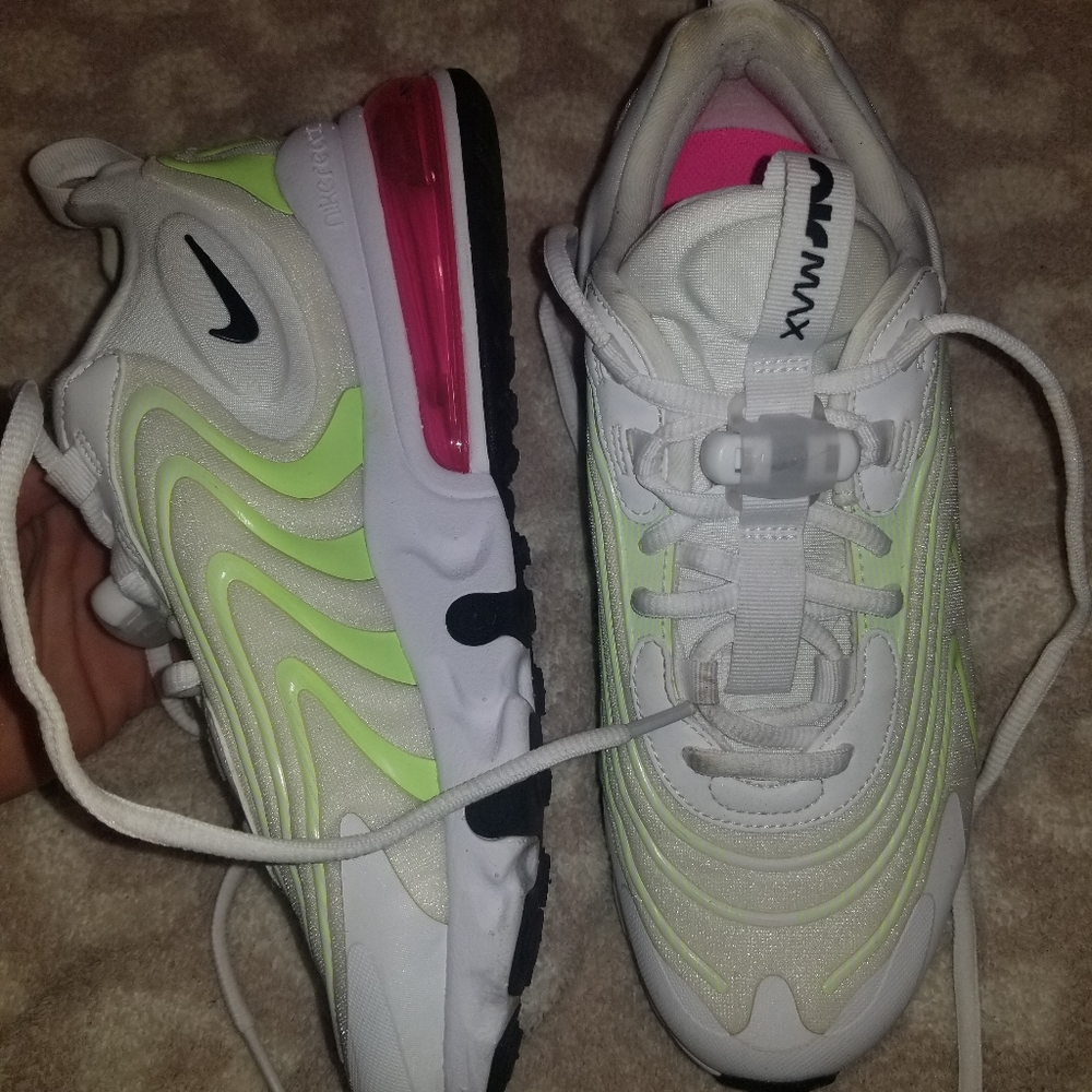 💟Nikes💕